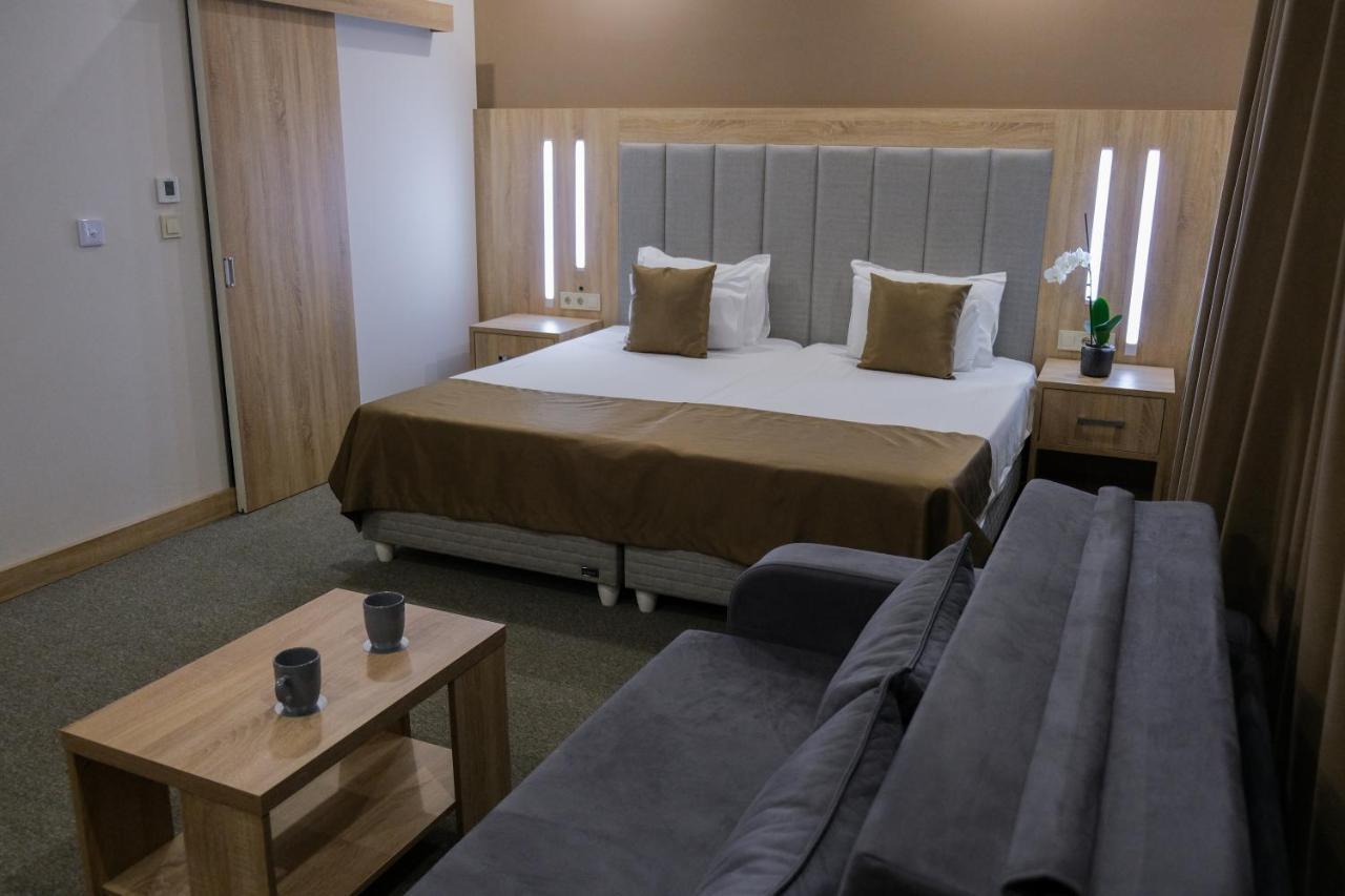 Sps Hotel 普罗夫迪夫 外观 照片