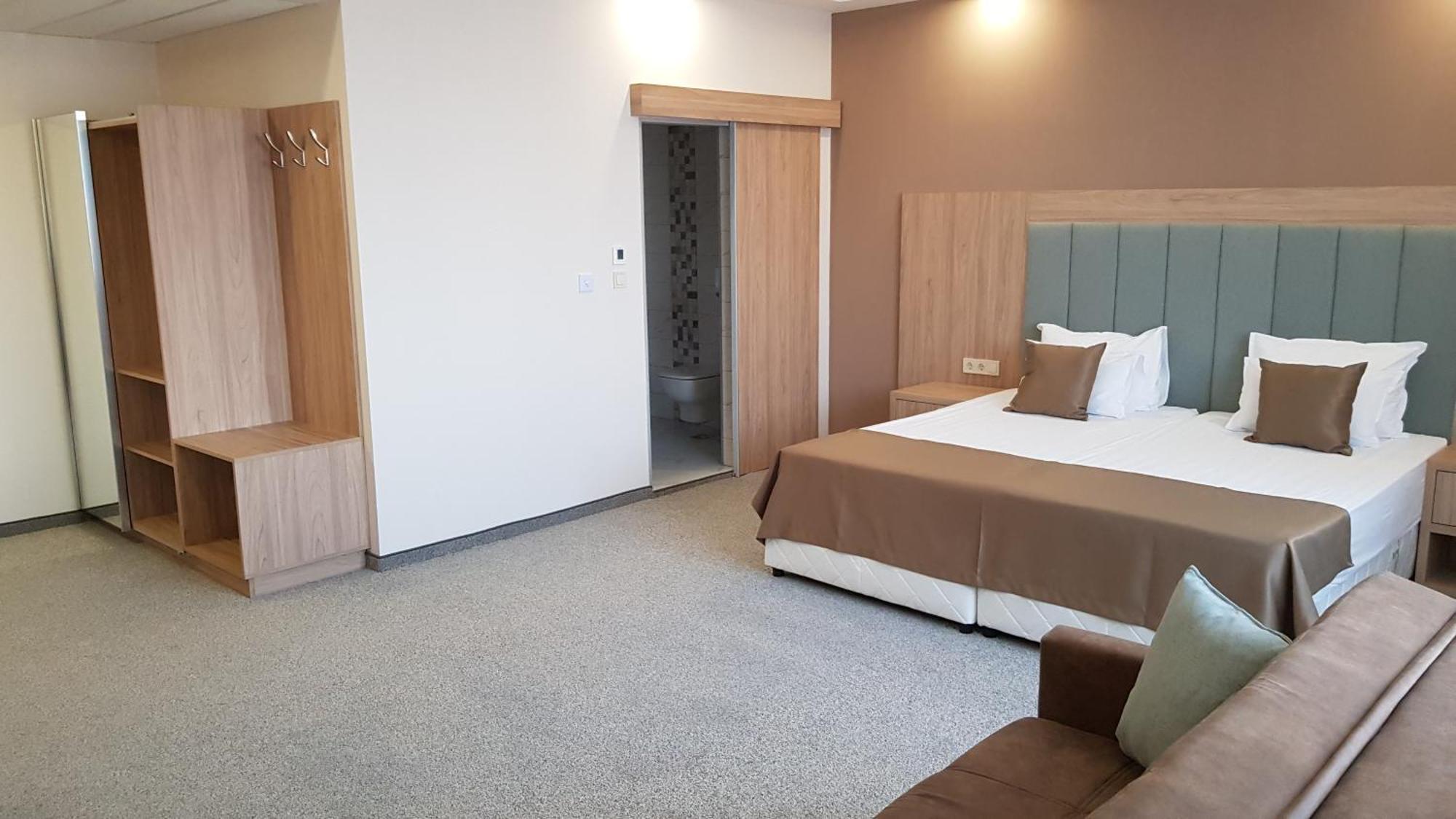 Sps Hotel 普罗夫迪夫 外观 照片